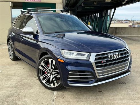 Used 2018 Audi SQ5 Premium Plus w/ S Sport Package image 7