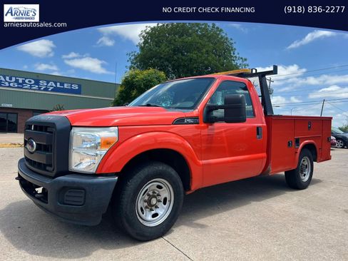 Used 2016 Ford F250 XL RWD image 1