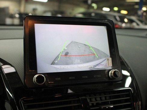 New 2026 Mitsubishi Eclipse Cross ES image 13