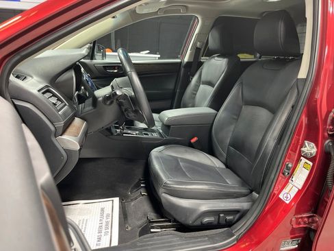 Used 2018 Subaru Outback 2.5i Limited AWD/4WD image 13