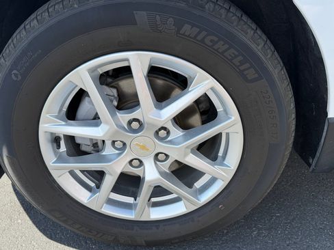 Used 2022 Chevrolet Equinox LT FWD image 29