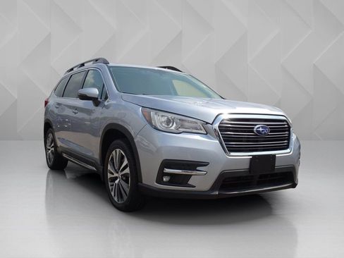 Used 2019 Subaru Ascent Limited w/ Popular Package #2 AWD/4WD image 7