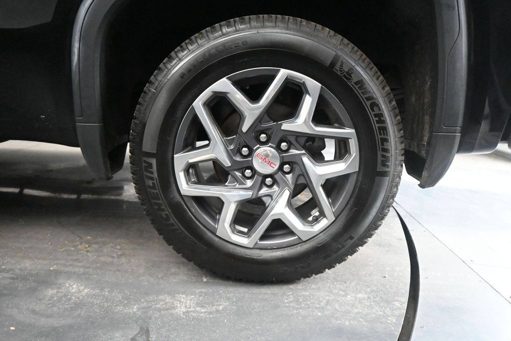 Used 2022 GMC Sierra 1500 SLT w/ SLT Convenience Package AWD/4WD image 12