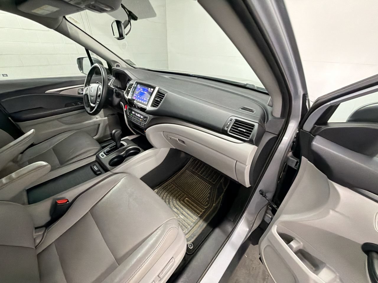 Used 2017 Honda Pilot EX-L image 28