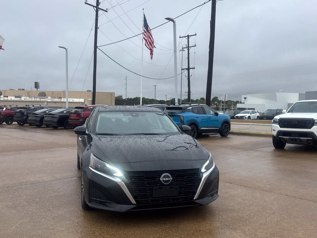 Certified 2023 Nissan Altima 2.5 SV FWD image 4