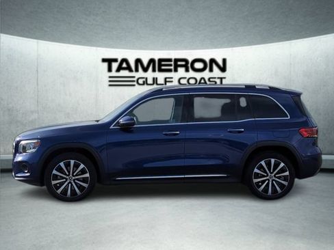 Used 2022 Mercedes-Benz GLB 250 image 2