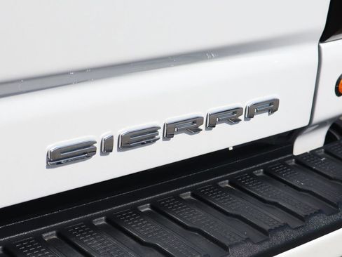 Used 2020 GMC Sierra 2500 Denali w/ Denali Ultimate Package image 53