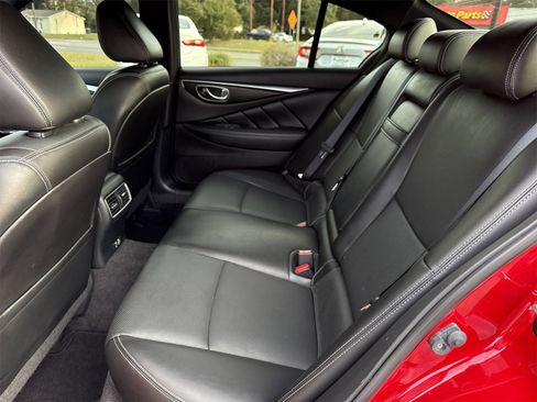 Used 2023 INFINITI Q50 Sensory image 10