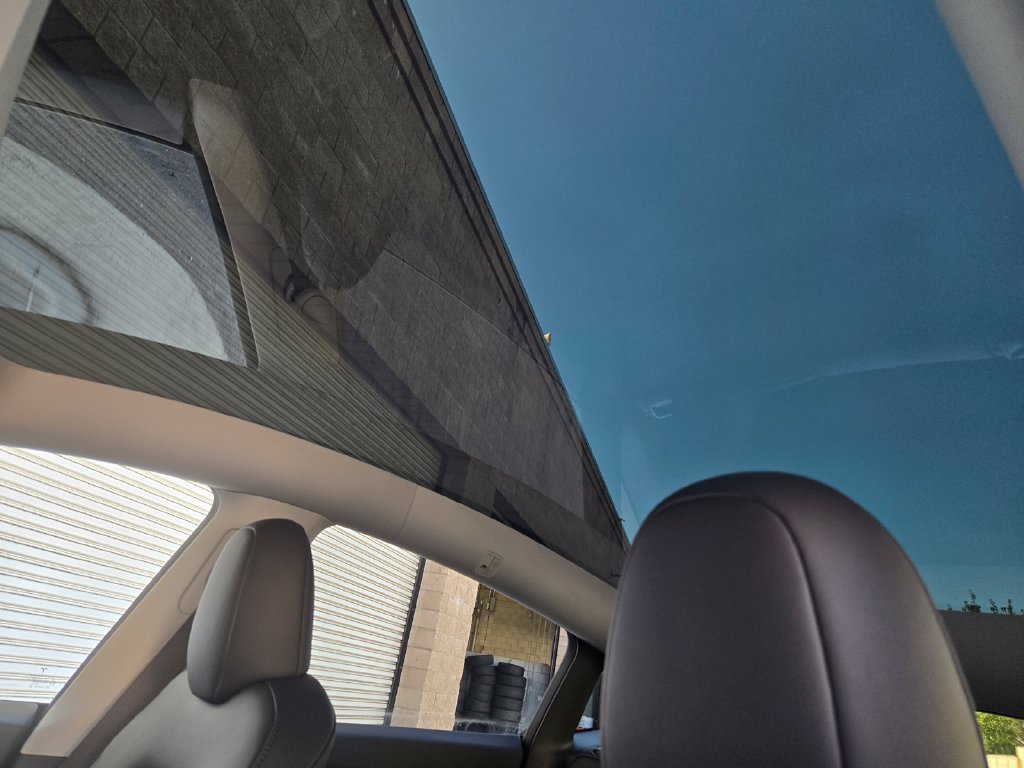 Used 2023 Tesla Model Y Long Range AWD/4WD image 17