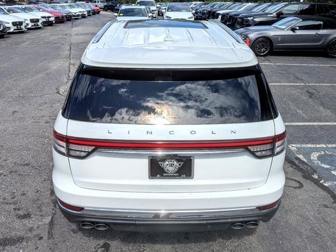 Used 2020 Lincoln Aviator Reserve w/ Equipment Group 202A image 8