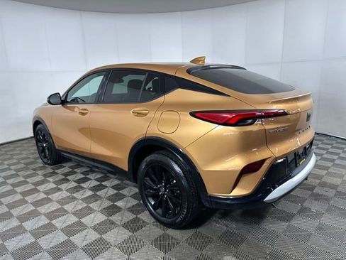 Used 2024 Buick Envista Sport Touring w/ Convenience I Package image 5