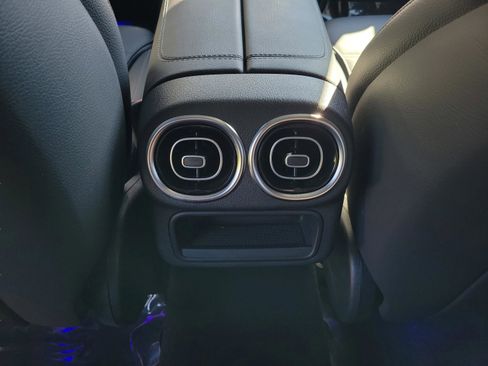 Certified 2025 Mercedes-Benz GLC 300 image 15