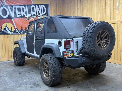 Used 2012 Jeep Wrangler Unlimited Sport w/ Connectivity Group AWD/4WD image 6