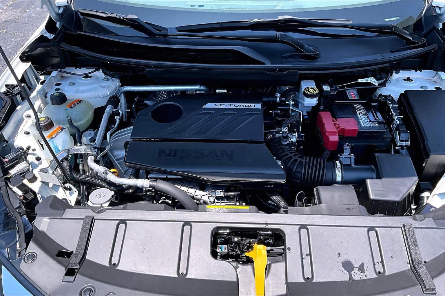 Used 2024 Nissan Rogue SL w/ SL Premium Package FWD image 32