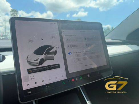 Used 2020 Tesla Model 3 Standard Range Plus RWD image 22