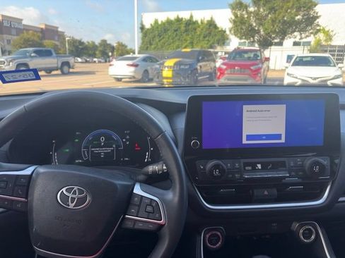 Certified 2025 Toyota Grand Highlander AWD Hybrid image 10