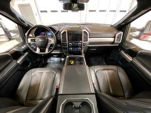 Used 2018 Ford F250 Platinum w/ Platinum Ultimate Package image 25