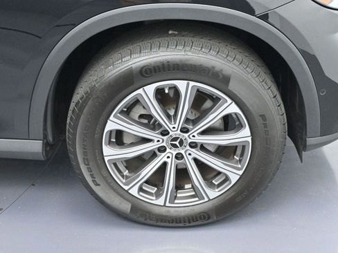 Used 2024 Mercedes-Benz GLC 300 4MATIC image 32