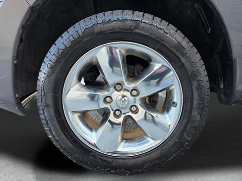 Used 2019 RAM 1500 Express w/ Express Value Package AWD/4WD image 11