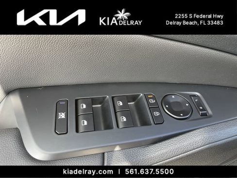 New 2026 Kia Sportage EX FWD image 17