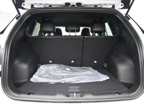 New 2026 Jeep Compass Latitude AWD/4WD image 27