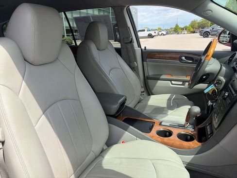 Used 2012 Buick Enclave Leather FWD image 12