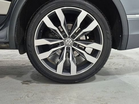 Used 2021 Volkswagen Tiguan SEL Premium R-Line AWD/4WD image 23