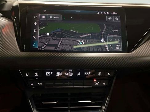 Used 2023 Audi e-tron GT Premium Plus w/ Performance Package image 31