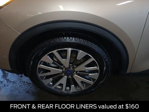 Used 2020 Ford Escape Titanium AWD/4WD image 3