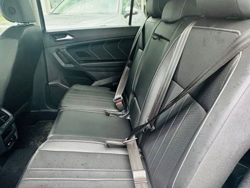 Certified 2024 Volkswagen Tiguan SE w/ MDO Package, Three-Row FWD image 12