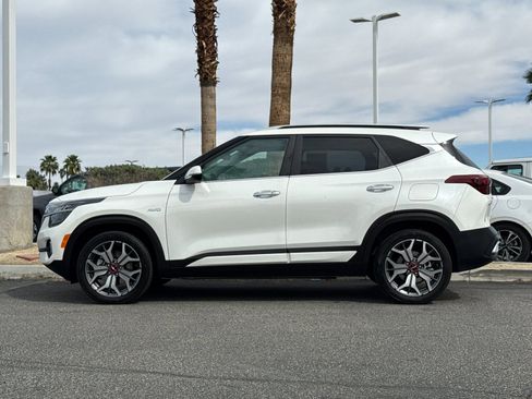 Used 2022 Kia Seltos SX w/ Sunroof Package image 6