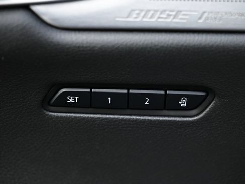 Used 2024 Cadillac XT6 Premium Luxury w/ Technology Package image 18