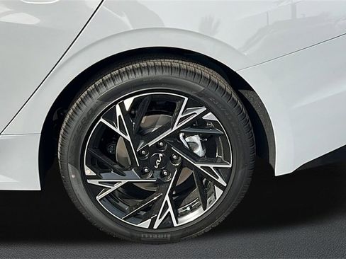 New 2026 Kia K5 GT-Line image 5