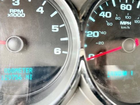 Used 2011 Chevrolet Silverado 2500 W/T AWD/4WD image 12