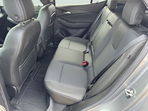 Used 2023 Buick Encore GX Select w/ Sport Touring Package FWD image 18