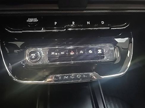 Used 2024 Lincoln Corsair AWD w/ Equipment Group 101A image 24
