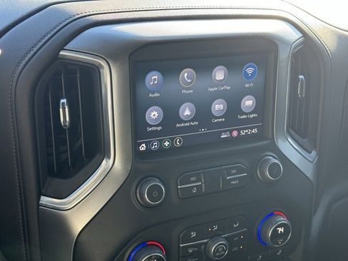 Used 2022 Chevrolet Silverado 2500 LT w/ Convenience Package image 26