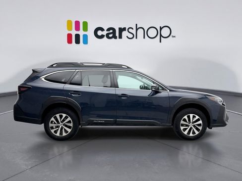 Used 2023 Subaru Outback Premium image 6