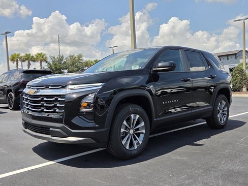 New 2027 Chevrolet Equinox LT w/ LPO, Floor Liner Package FWD image 2