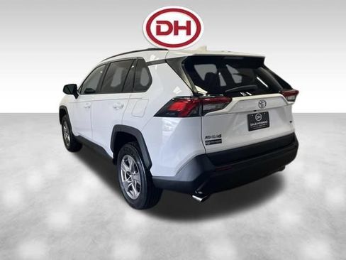 Used 2024 Toyota RAV4 XLE FWD image 9
