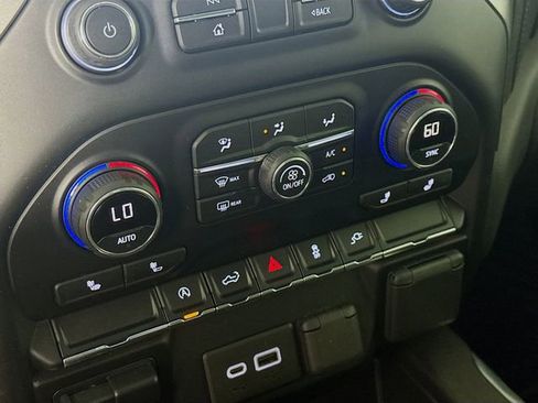 Used 2020 Chevrolet Silverado 1500 RST w/ All-Star Edition RWD image 18