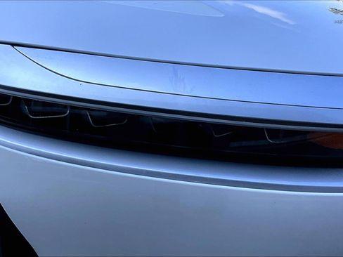 Used 2024 Lucid Air Touring AWD/4WD image 28