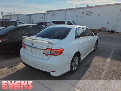 Used 2013 Toyota Corolla S FWD image 3