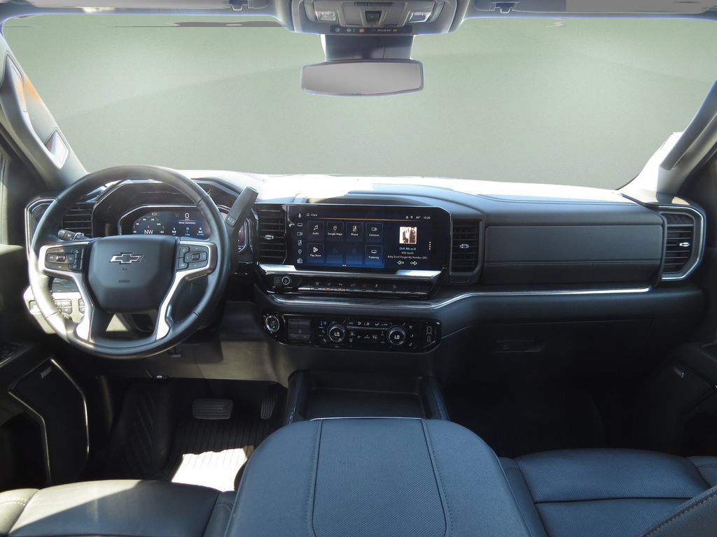 Used 2024 Chevrolet Silverado 2500 LTZ w/ LTZ Plus Package AWD/4WD image 16
