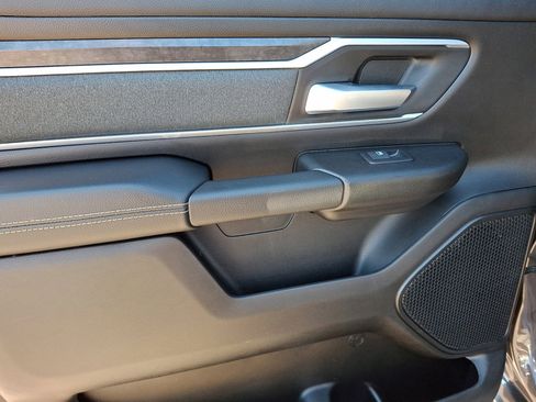 Used 2022 RAM 1500 Big Horn AWD/4WD image 13