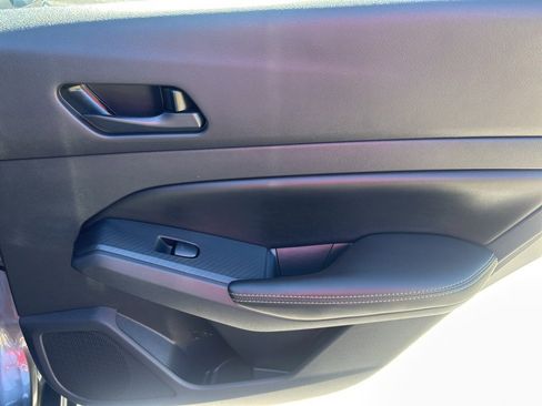 Used 2024 Nissan Altima 2.5 SV image 24