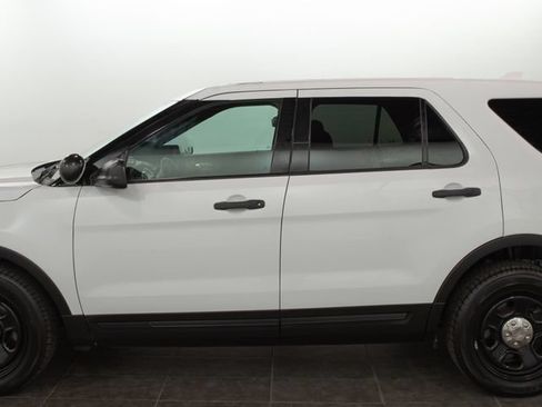 Used 2017 Ford Explorer 4WD Police Interceptor w/ Ready For The Road Package image 5