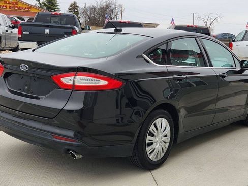 Used 2013 Ford Fusion S FWD image 7