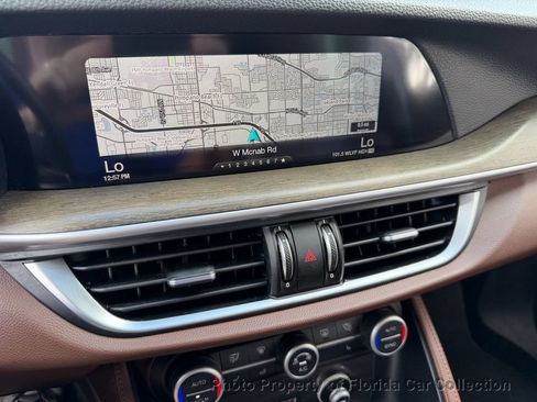 Used 2018 Alfa Romeo Stelvio Ti AWD/4WD image 52