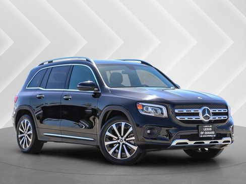 Used 2021 Mercedes-Benz GLB 250 image 1